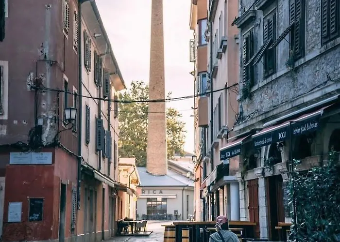 아파트 Apartman Cukar 풀라